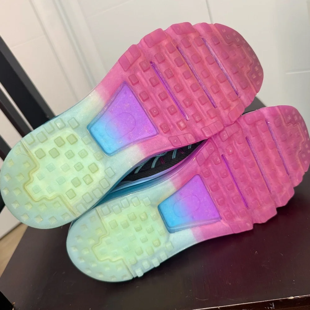 Ladies Nike Air Max Black with Pink and Blue Accents - Picture 8 of 8